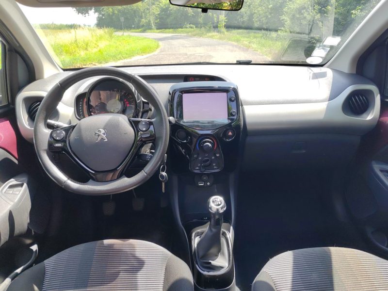 PEUGEOT 108 Allure Top 1.2i 82ch - GARANTIE 12 MOIS