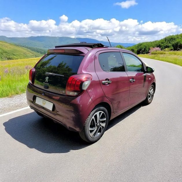 PEUGEOT 108 Allure Top 1.2i 82ch - GARANTIE 12 MOIS