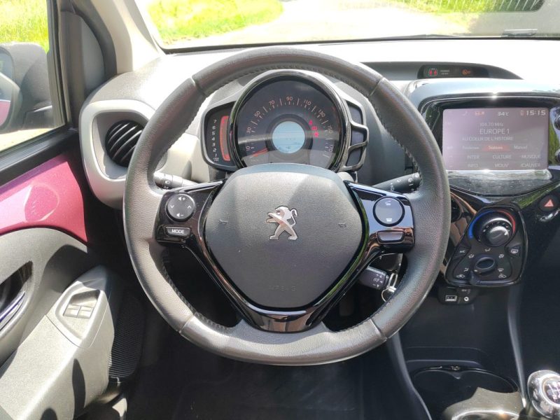 PEUGEOT 108 Allure Top 1.2i 82ch - GARANTIE 12 MOIS