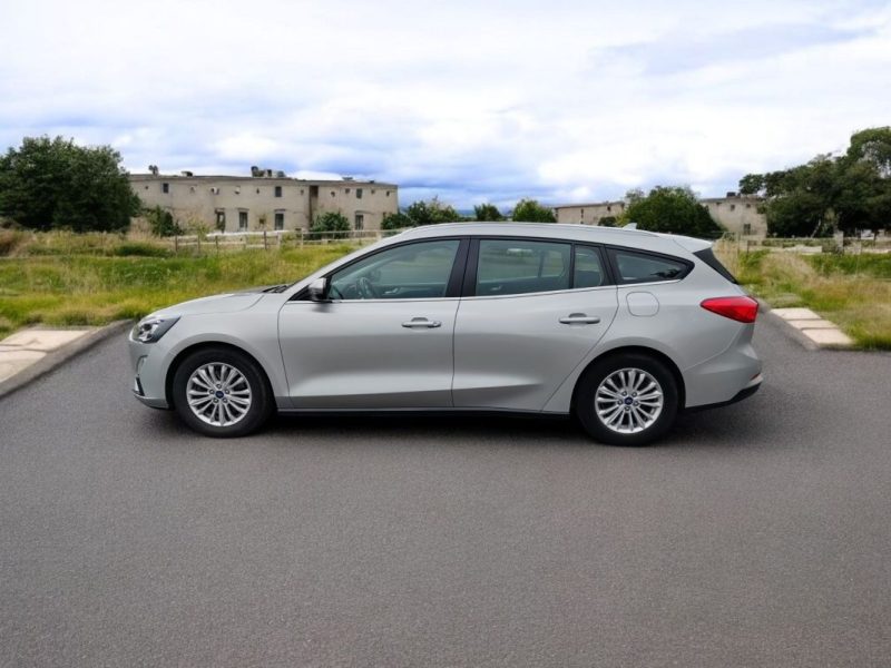 FORD Focus IV SW 1.0 EcoBoost - 125ch Titanium - GARANTIE 12 MOIS