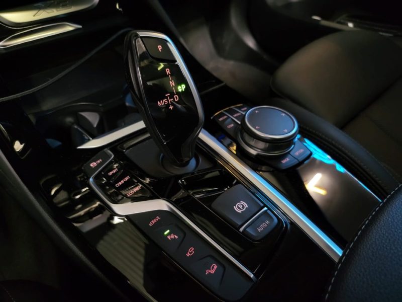 BMW X3 xDrive30e 292ch XLINE / TOIT OUVRANT / CAMERA 360 / SIEGES CHAUFFANTS / 1ère MAIN