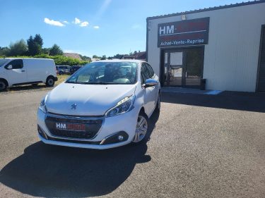 PEUGEOT 208 2018