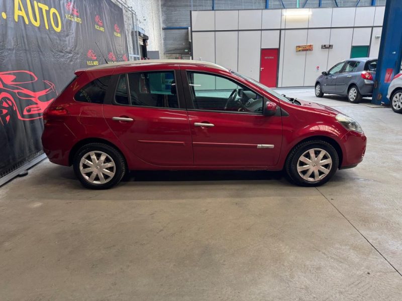 RENAULT CLIO ESTATE 1.5 dCi 90 Dynamique TomTom