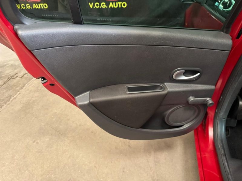 RENAULT CLIO ESTATE 1.5 dCi 90 Dynamique TomTom