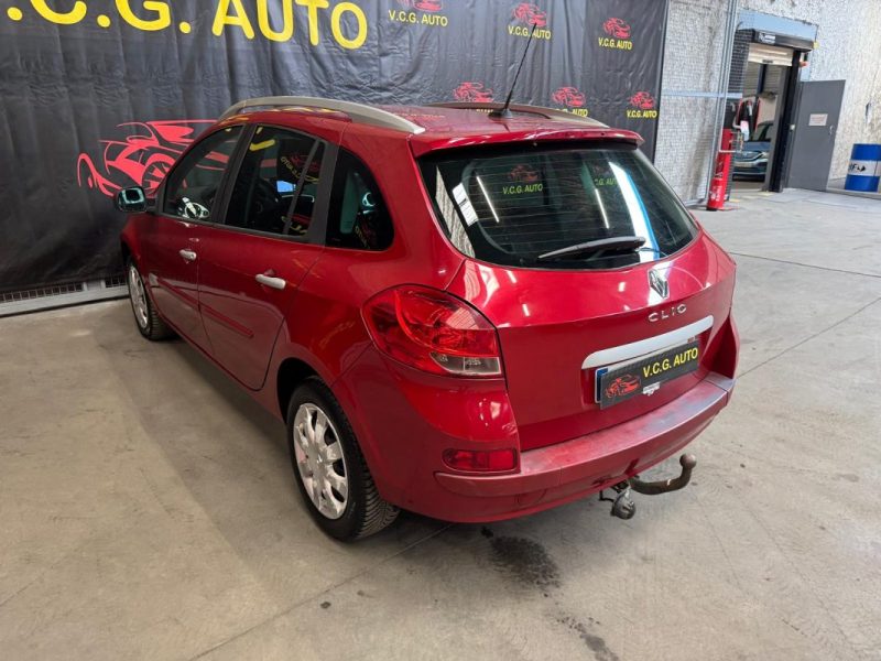 RENAULT CLIO ESTATE 1.5 dCi 90 Dynamique TomTom