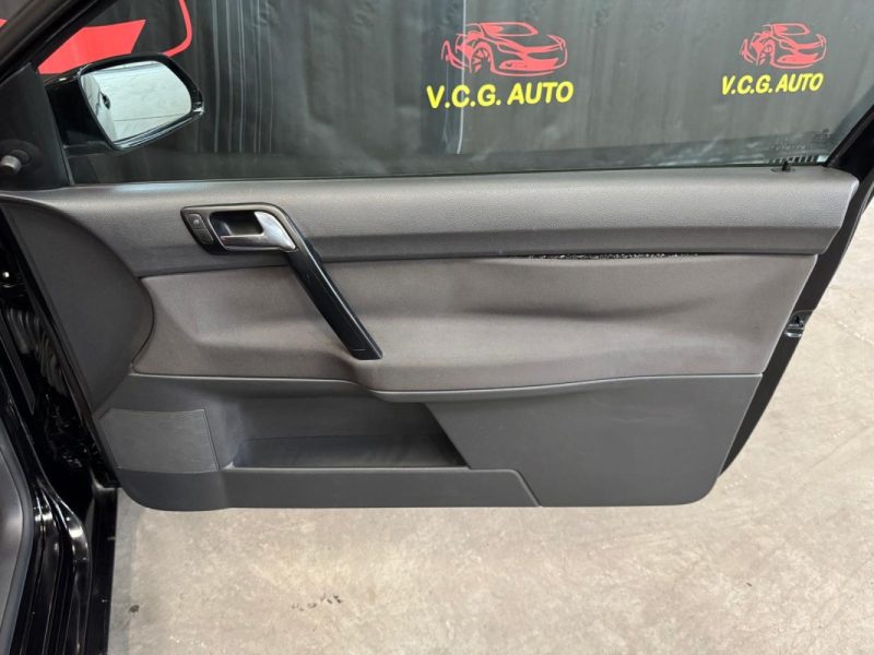 VOLKSWAGEN POLO 1.2i 60 United