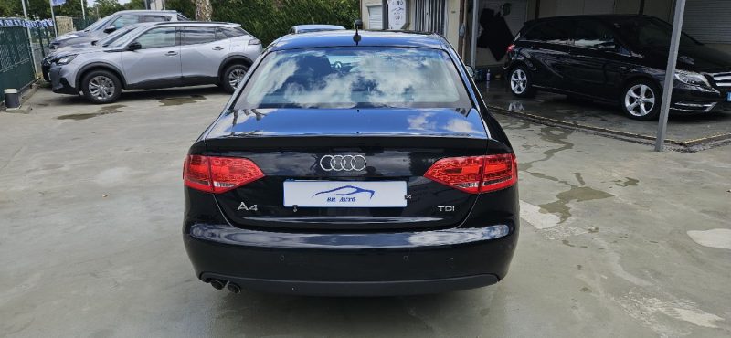 AUDI A4 2010