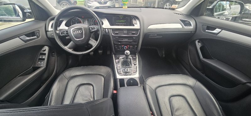 AUDI A4 2010