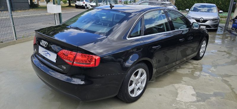 AUDI A4 2010