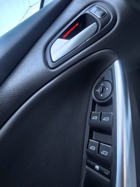 Ford Focus ST 2.0 250*1Main*T.OUVRANT*CAMERA*GPS*XENON*