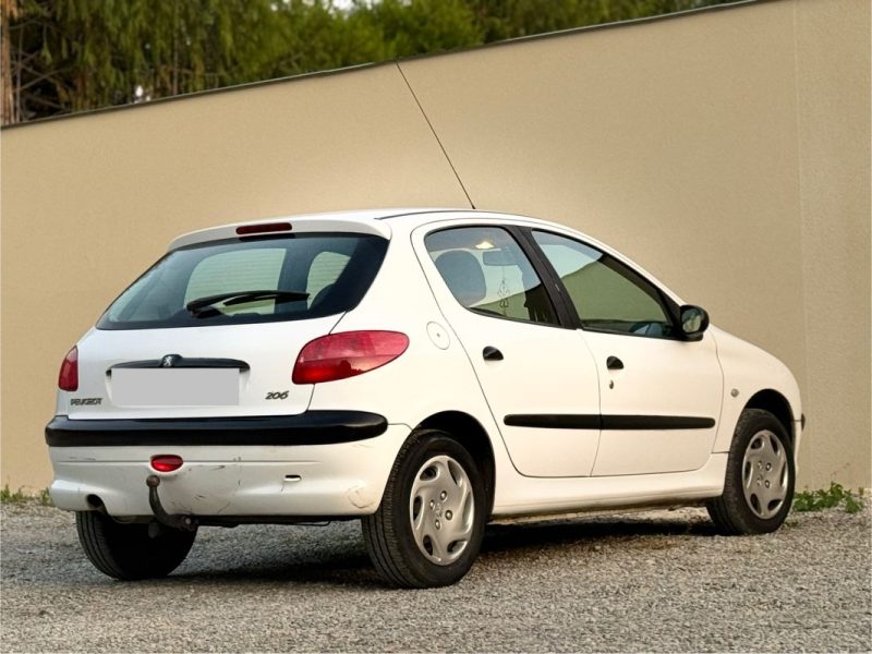 PEUGEOT 206 2002