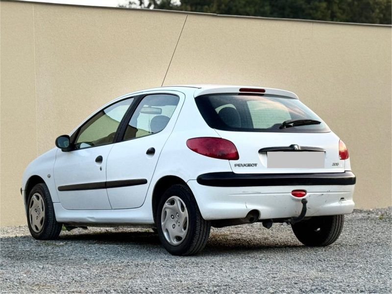PEUGEOT 206 2002