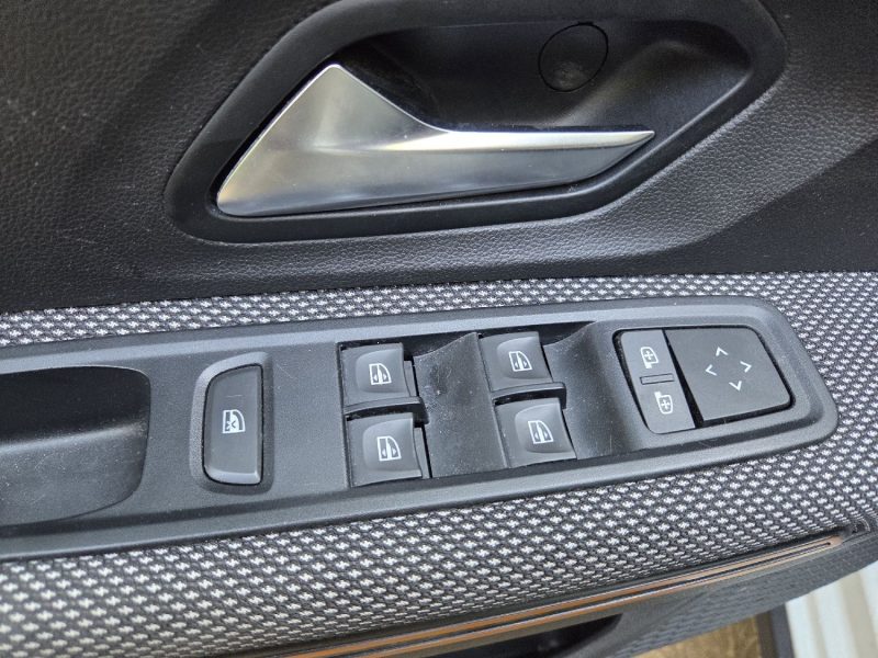 DACIA SANDERO III STEPWAY 1.0 TCE 90 confort