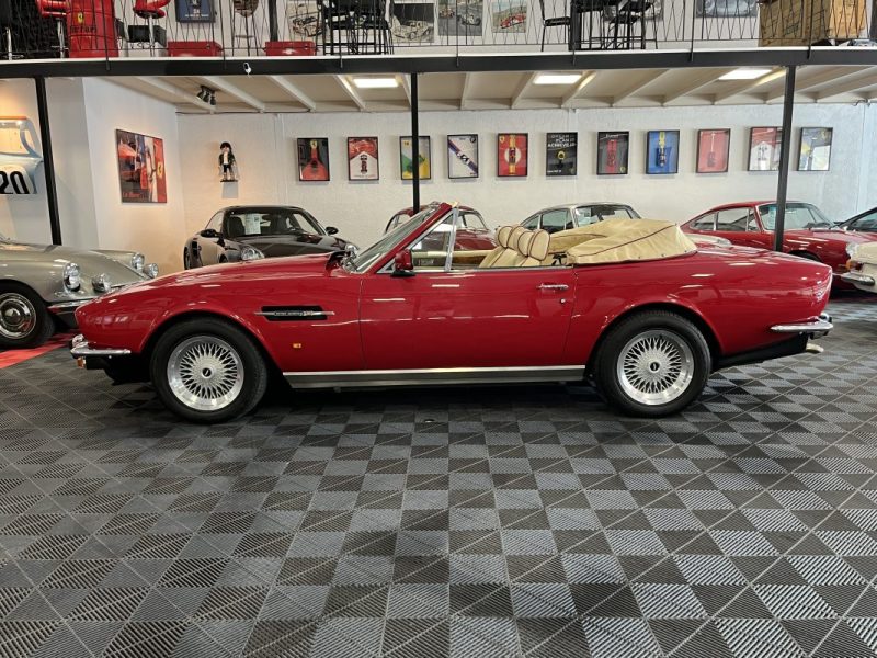 ASTON Martin V8 Volante Série 2 MK2