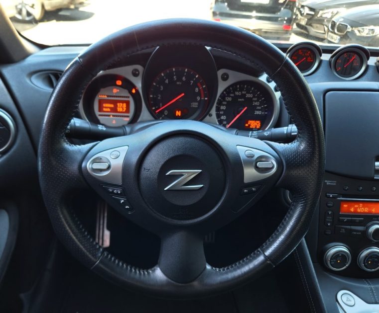 NISSAN 370Z 3.7 V6 328*BOSE*XENON*PAS DE MALUS*