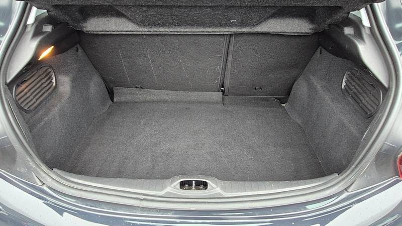 PEUGEOT 208  1.5 BlueHDI ACTIVE BUSINESS