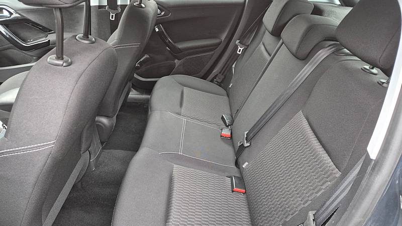 PEUGEOT 208  1.5 BlueHDI ACTIVE BUSINESS