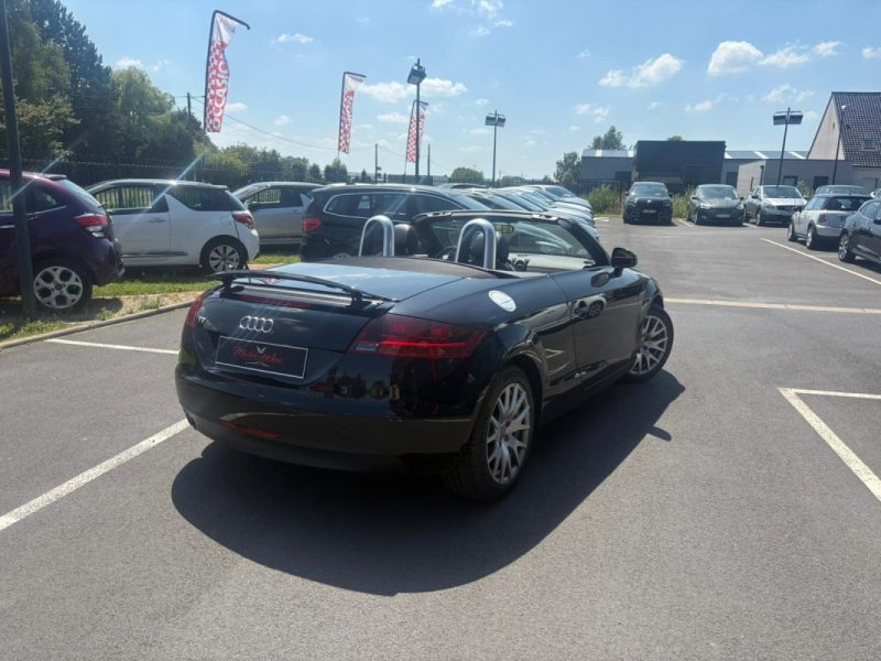 AUDI AUDI TT 2009