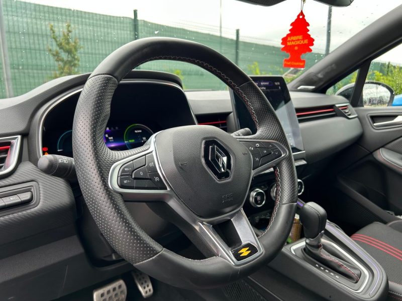 RENAULT CLIO E-TECH HYBRID RS-LINE - GARANTIE 