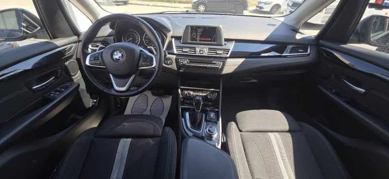 B.M.W. 218d 150cv / Active Tourer 2016 / BVA8 / SPORT