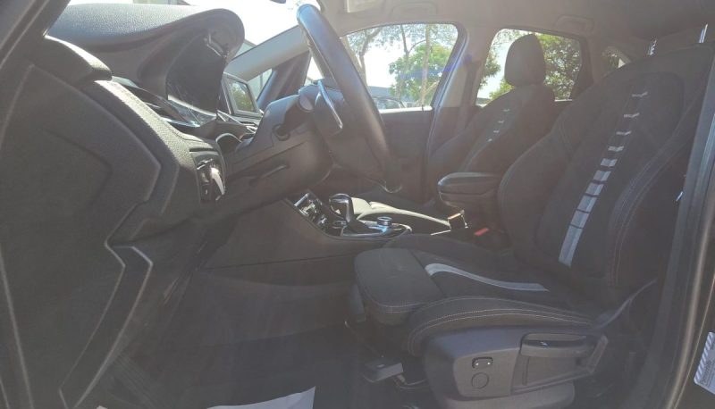 B.M.W. 218d 150cv / Active Tourer 2016 / BVA8 / SPORT