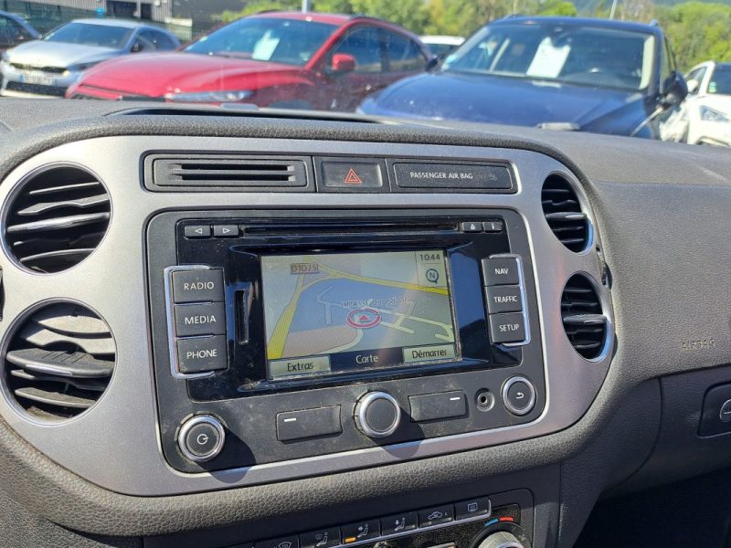 VOLKSWAGEN TIGUAN 2.0 TDI 140ch Sportline 4Motion DSG7 Toit Ouvrant Panoramique SUIVIE VW DISPONIBLE