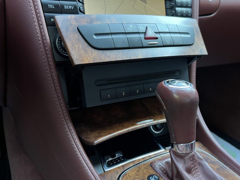 MERCEDES CLASSE CLS 350 BERLINE 3.0 i V6 272 Cv BVA7 / ORIGINE FRANCE CUIR GPS - GARANTIE 1 AN