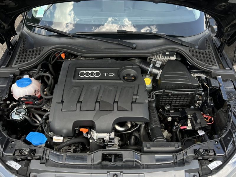AUDI A1 1.6 TDI 105 Cv PREMIERE MAIN / 57 600 Kms GPS 5 PORTES - GARANTIE 1 AN