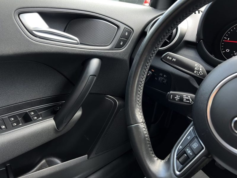 AUDI A1 1.6 TDI 105 Cv PREMIERE MAIN / 57 600 Kms GPS 5 PORTES - GARANTIE 1 AN