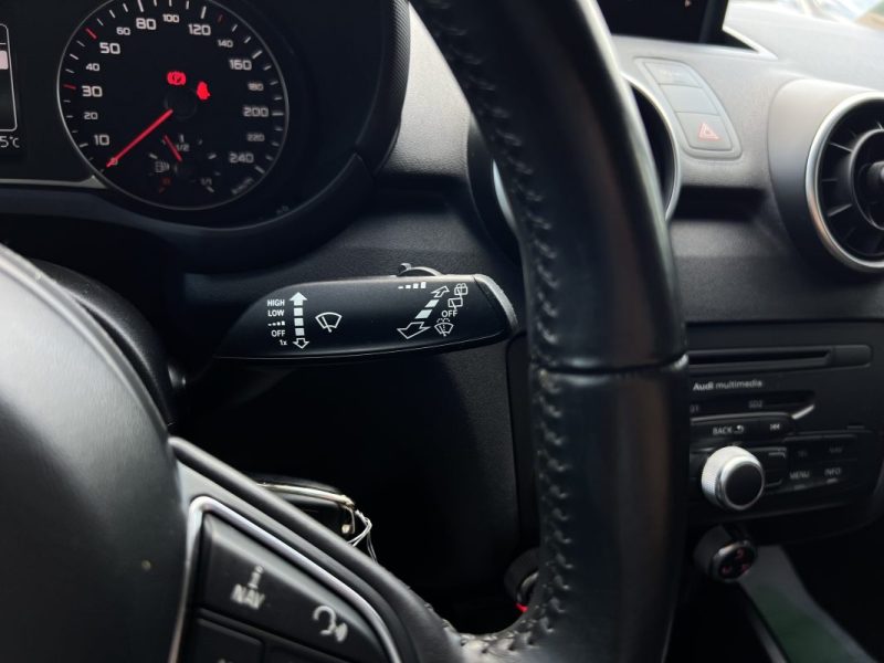 AUDI A1 1.6 TDI 105 Cv PREMIERE MAIN / 57 600 Kms GPS 5 PORTES - GARANTIE 1 AN