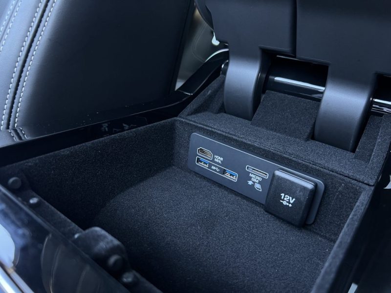 LAND ROVER RANGE ROVER VELAR - VENTE EN ETAT MOTEUR HS - D300 HSE R-DYNAMIC 3.0 SDV6 300 Cv 4WD FULL