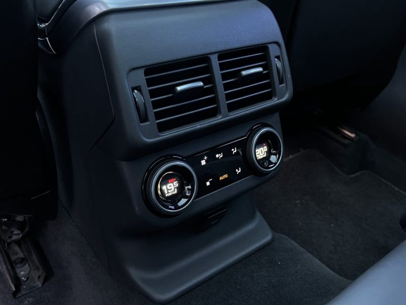 LAND ROVER RANGE ROVER VELAR - VENTE EN ETAT MOTEUR HS - D300 HSE R-DYNAMIC 3.0 SDV6 300 Cv 4WD FULL