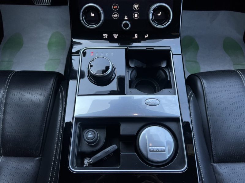 LAND ROVER RANGE ROVER VELAR - VENTE EN ETAT MOTEUR HS - D300 HSE R-DYNAMIC 3.0 SDV6 300 Cv 4WD FULL