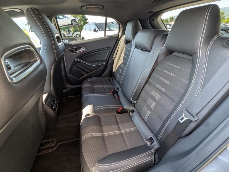 Mercedes Gla 180 - BV 7G-DCT Fascination