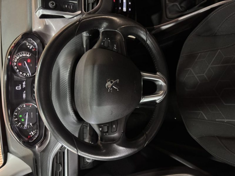 PEUGEOT 2008 1.2 PureTech Allure 82cv 2014