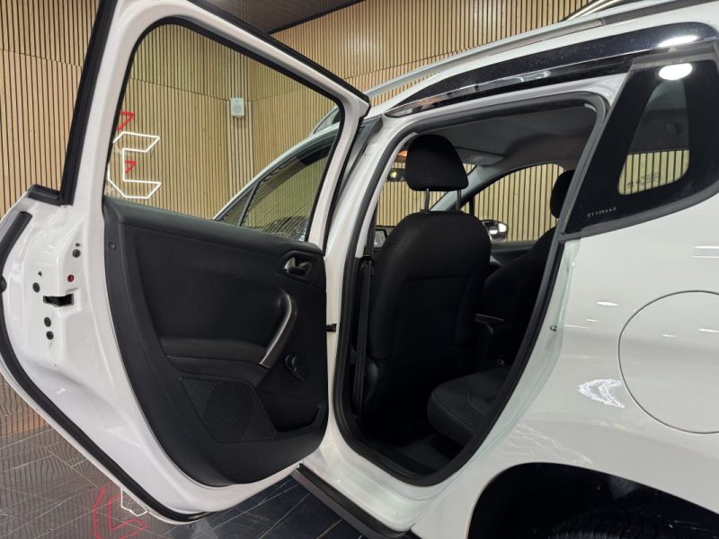 PEUGEOT 2008 1.2 PureTech Allure 82cv 2014