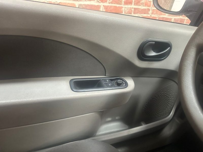 RENAULT TWINGO 1.5 DCI  2009