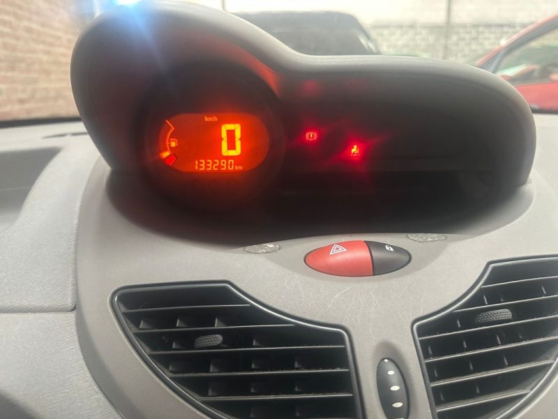 RENAULT TWINGO 1.5 DCI  2009