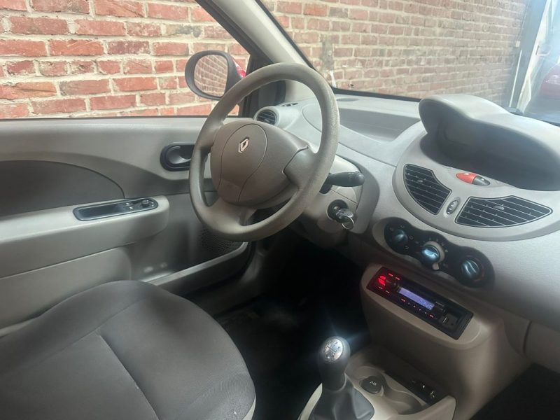 RENAULT TWINGO 1.5 DCI  2009