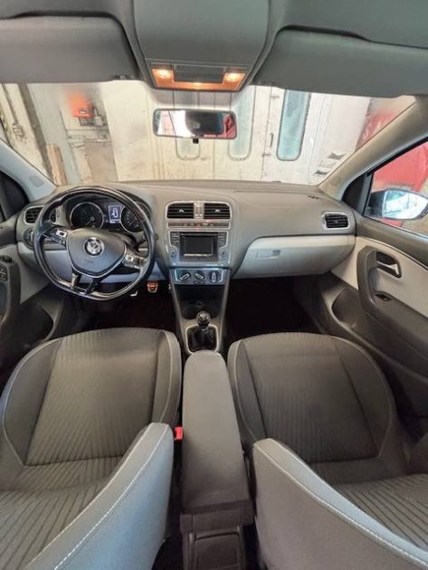 VOLKSWAGEN POLO 1.4 TDI 90 BLUEMOTION