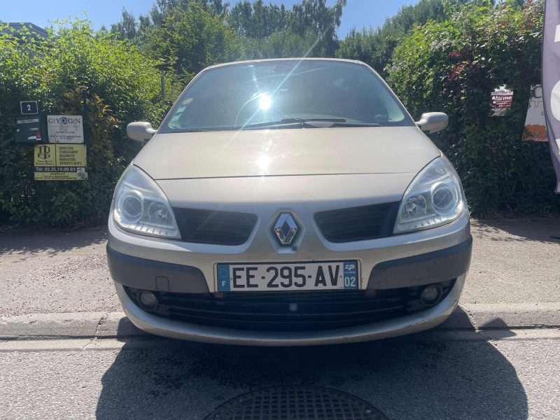 RENAULT MEGANE SCENIC AUTHENTIQUE 1.5DCI 105CV