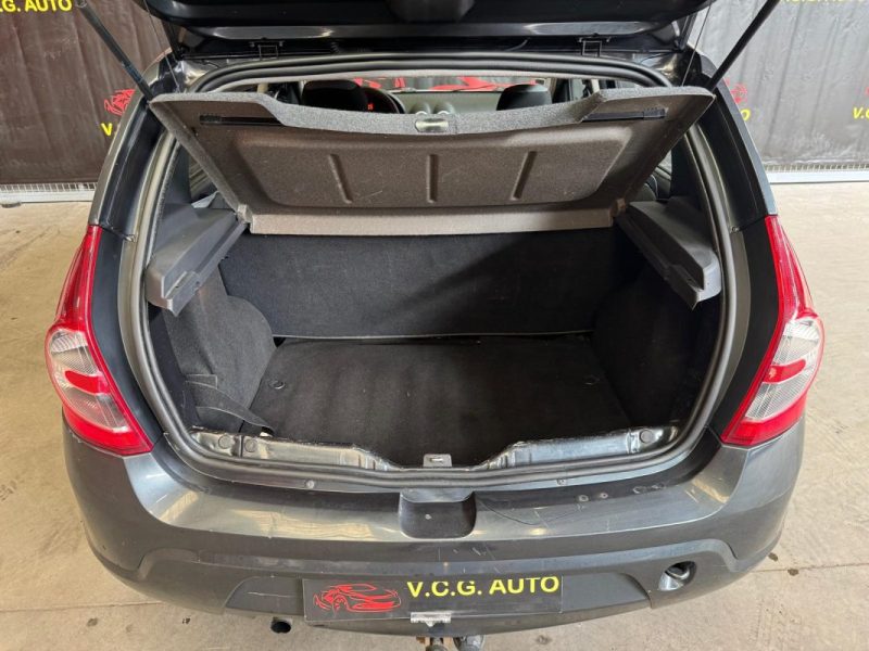 DACIA SANDERO 1.2i 75 Silver Line 