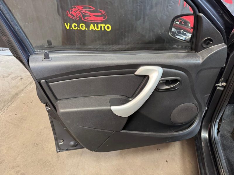 DACIA SANDERO 1.2i 75 Silver Line 