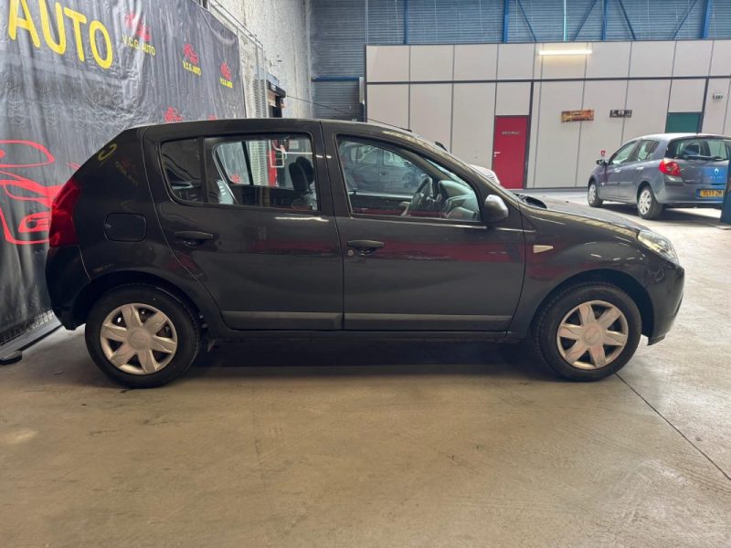 DACIA SANDERO 1.2i 75 Silver Line 