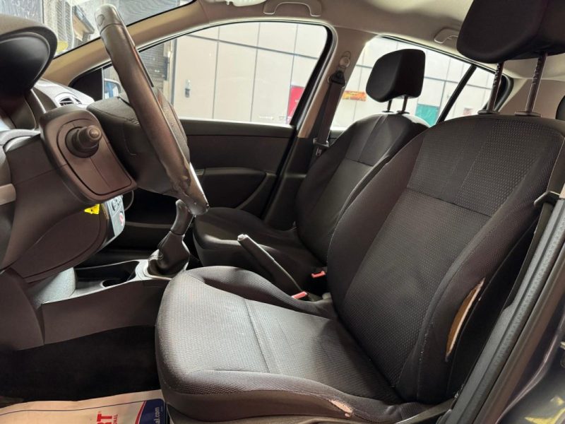 RENAULT CLIO 1.4i 100 Dynamique 