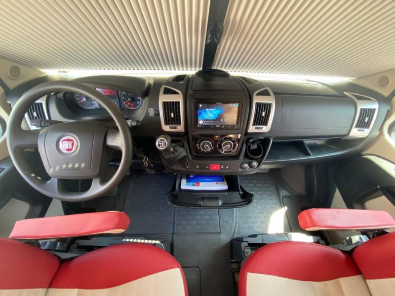 CAMPING-CAR PROFILÉ Burgmeister 55 Fifty Five IXEO TIME IT 734 Burstner 