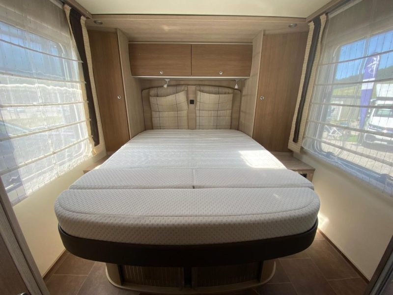 CAMPING-CAR PROFILÉ Burgmeister 55 Fifty Five IXEO TIME IT 734 Burstner 