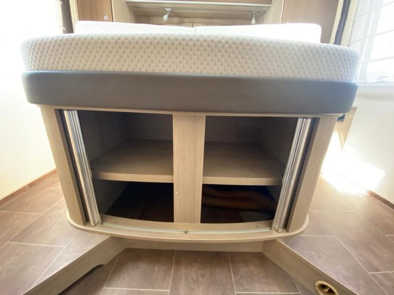 CAMPING-CAR PROFILÉ Burgmeister 55 Fifty Five IXEO TIME IT 734 Burstner 