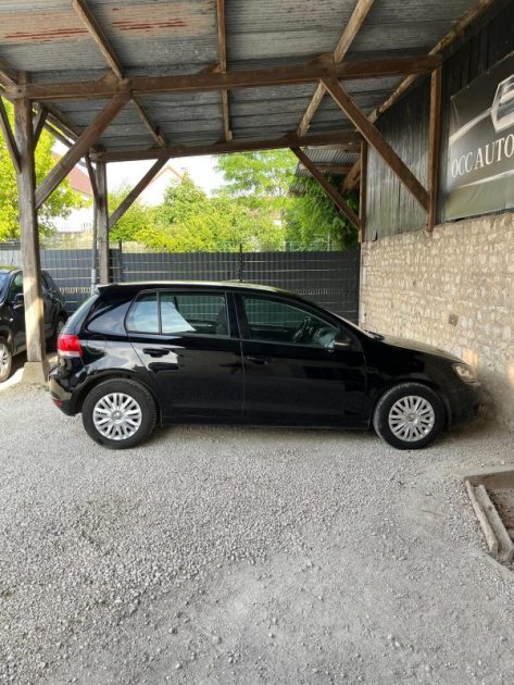 VOLKSWAGEN GOLF 2010