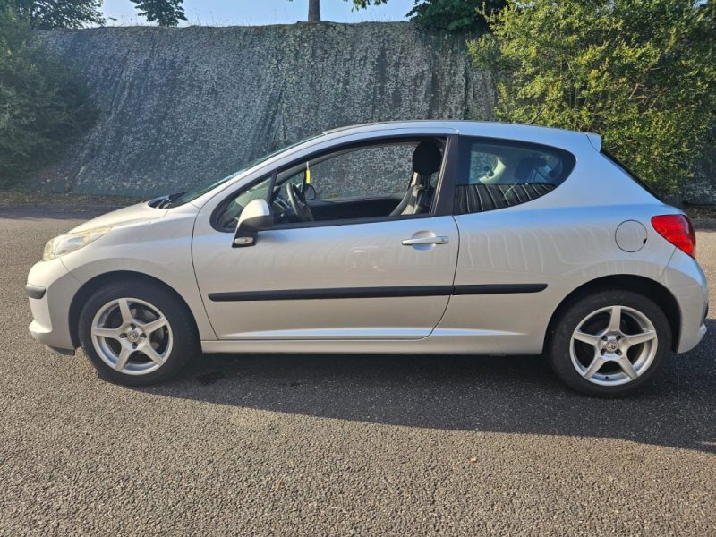 PEUGEOT 207 2007